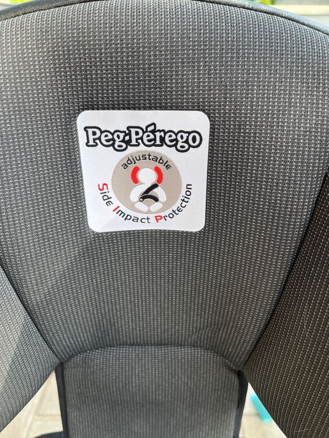 Silla coche con isofix marca Peg-Perego Viaggio2-3