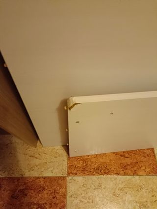 Cama litera con escritorio integrado