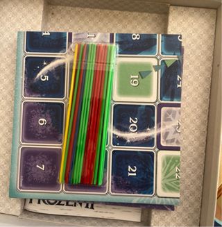 Juego Frozen II 50 juegos Trefl