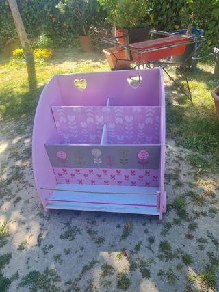 LIBRERIA Y JUGUETERO INFANTIL