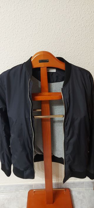 Cazadora H&M negra - Talla 170 cms