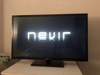 TV Nevir 22" negra