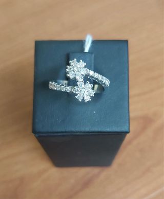 Precioso anillo de brillantes