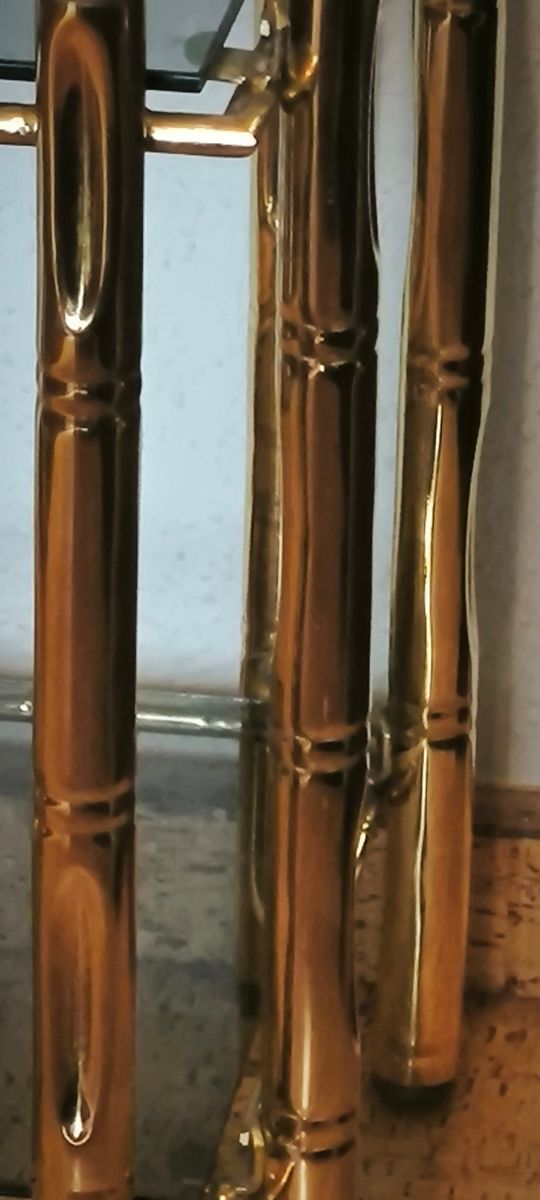 Mesa auxiliar bambú  Hollywood Regency  años 60