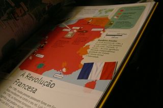 Atlas da História Ilustrado (Portuguese Edition)