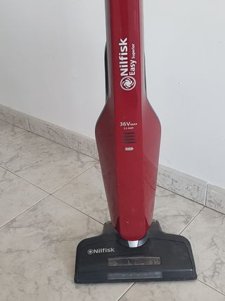 Nilfisk Easy Superior 36V - Aspiradora escoba