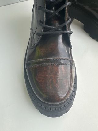 Botines militares de caña alta