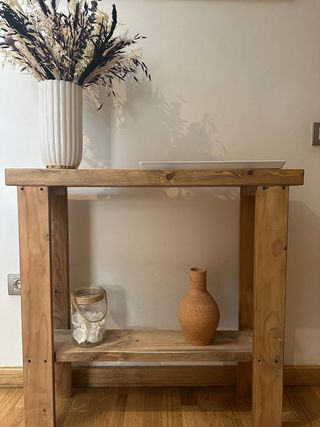 Consola en madera maciza