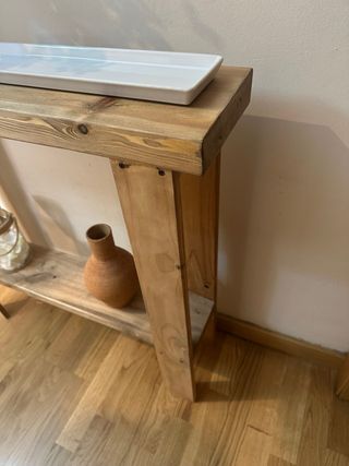 Consola en madera maciza
