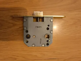 Cerraduras latón puerta