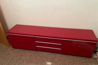 Mueble TV rojo & vitrina negra
