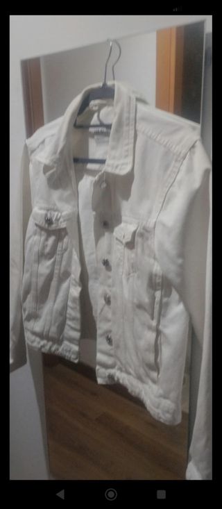 Chaqueta vaquera blanca 