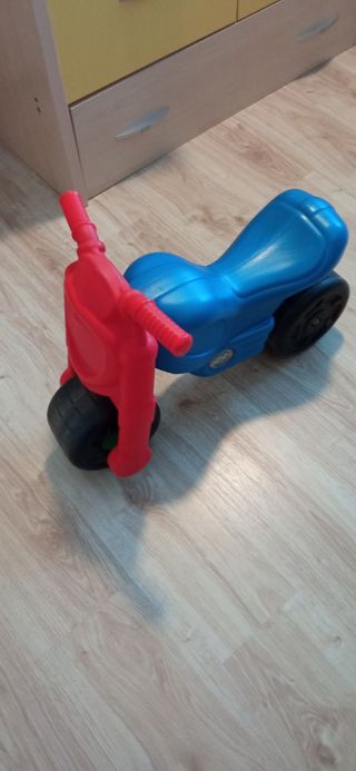 Moto correpasillos 