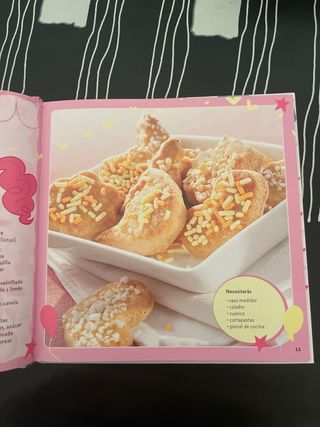 Libro cocina de repostería muchos dibujos