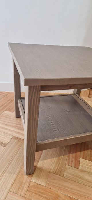 Mesita Ikea marrón- madera