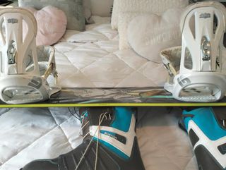 Tabla y botas de snow
