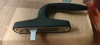 Cremona negra para ventana aluminio