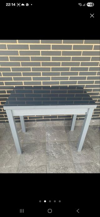 Mesa de cocina nueva color gris