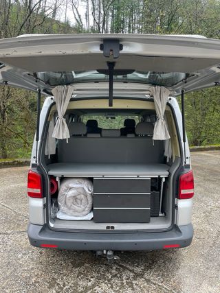 Volkswagen California 2011