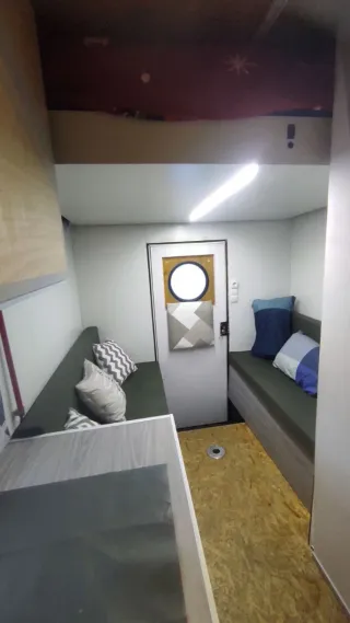 Camión furgoneta camper / autocaravana