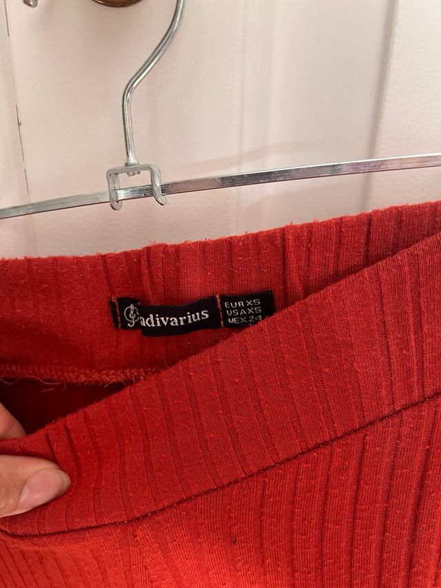 Pantalones fluidos Stradivarius - rojos