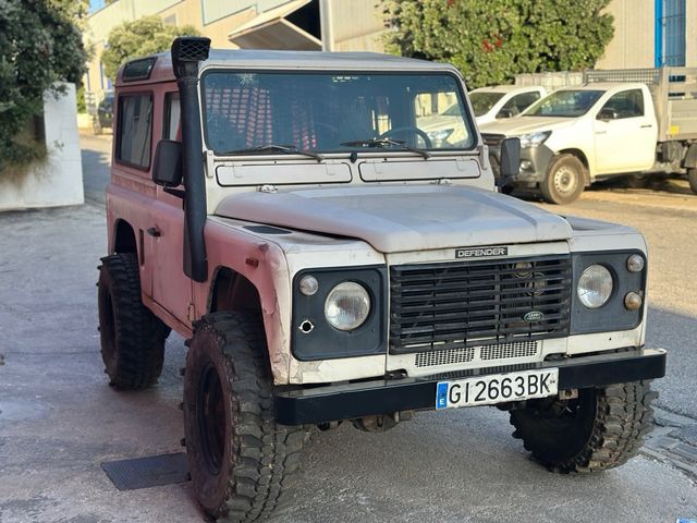 Land Rover Defender 1991