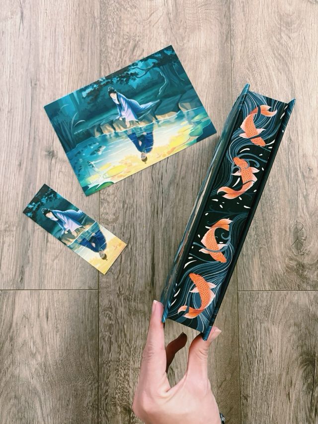 The Girl with No Reflection