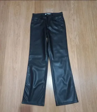Pantalón  Zara. Nuevo