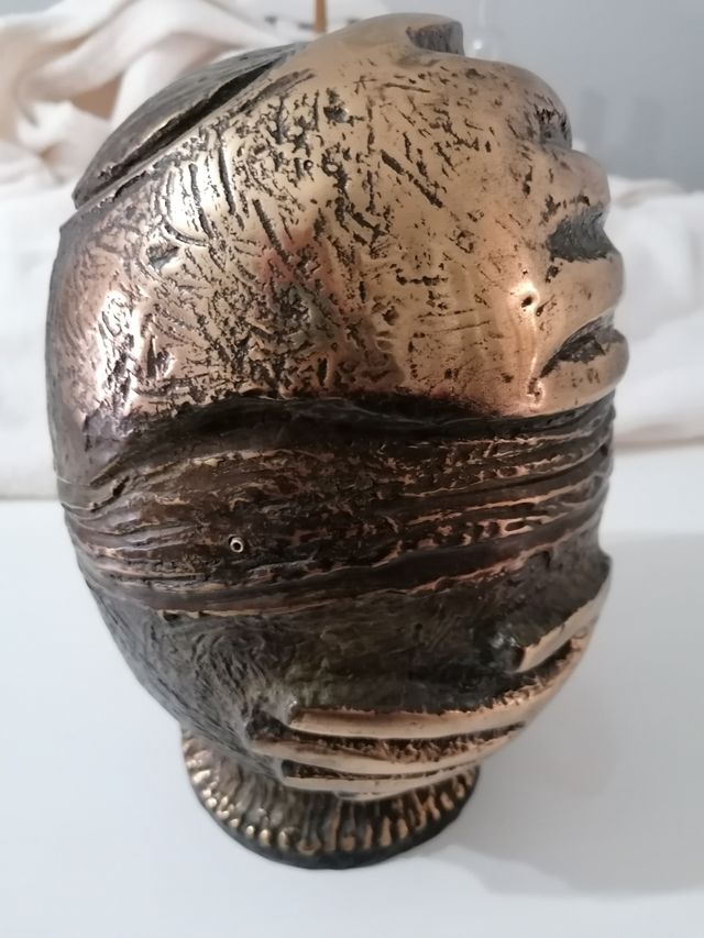 Urna funeraria bronce