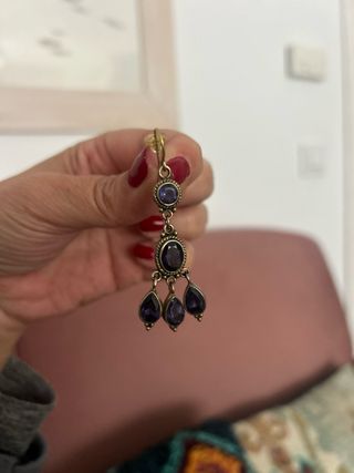 Pendientes antiguos con piedras semipreciosas azul