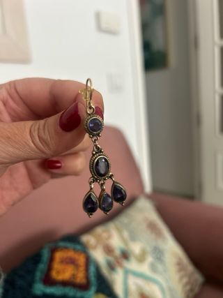 Pendientes antiguos con piedras semipreciosas azul