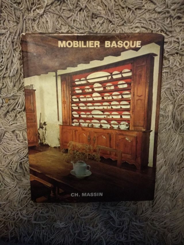 Libro MOBILIER BASQUE