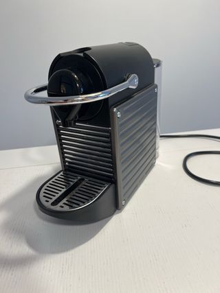 Cafetera Nespresso Pixie