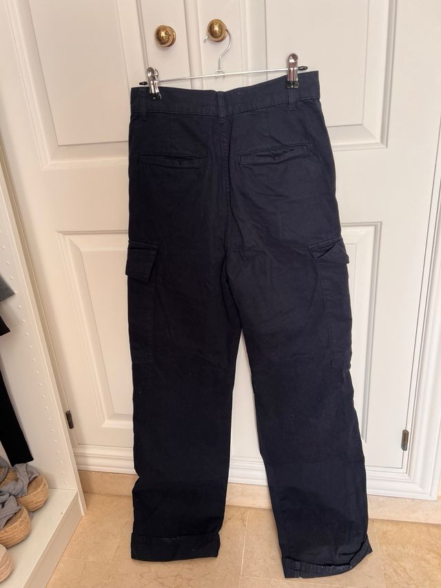 Pantalones cargo Zara negros - talla 4