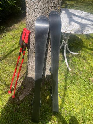 Esquís Salomon + Bastones Rossignol niñ@s