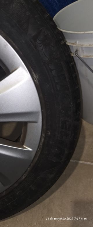 Llantas y neumático Audi - Rueda 205/55R16   91w