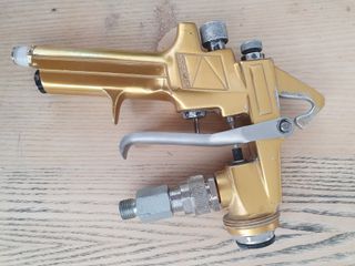 PISTOLA PINTURA MUEBLES MARCA KREMLIN MRX