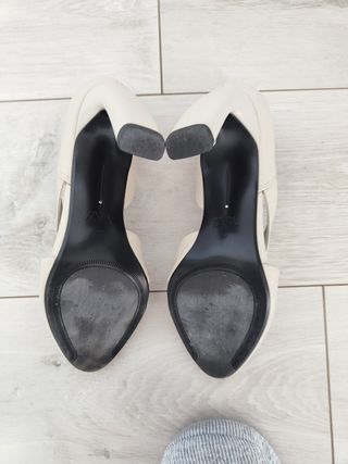Zapatos tacón Zara SS 2025