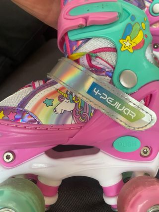 Patines infantiles de 4 ruedas con luces 