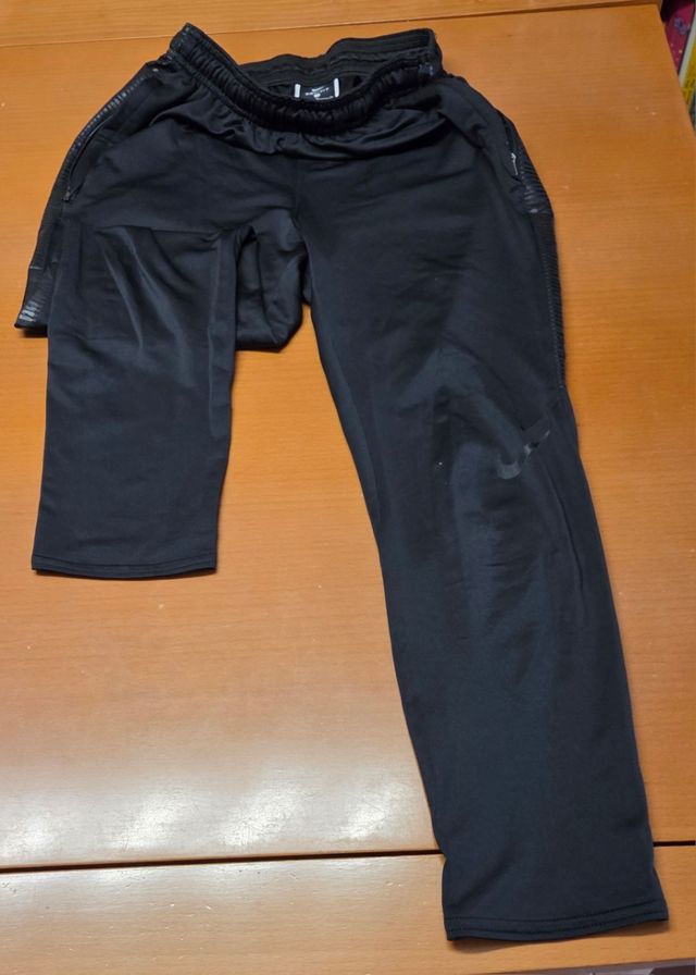 Pantalón chándal niño. Nike