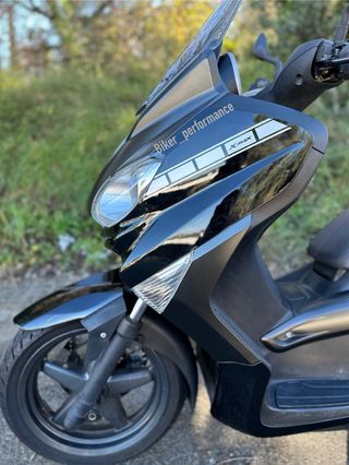 Vinilos yamaha x max