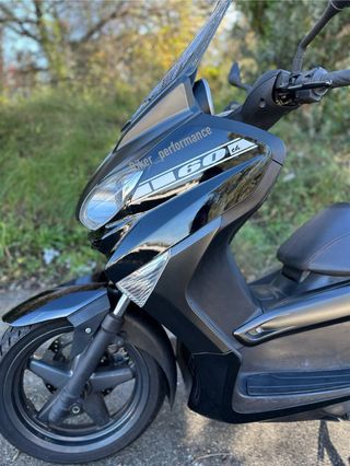 Vinilos yamaha x max