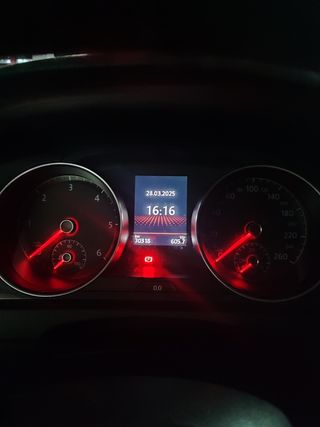 Volkswagen Golf Advance