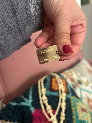 Medalla dorada horóscopo y Constelación Sagitario