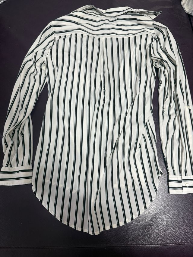 Camisa a rayas blanco y negro