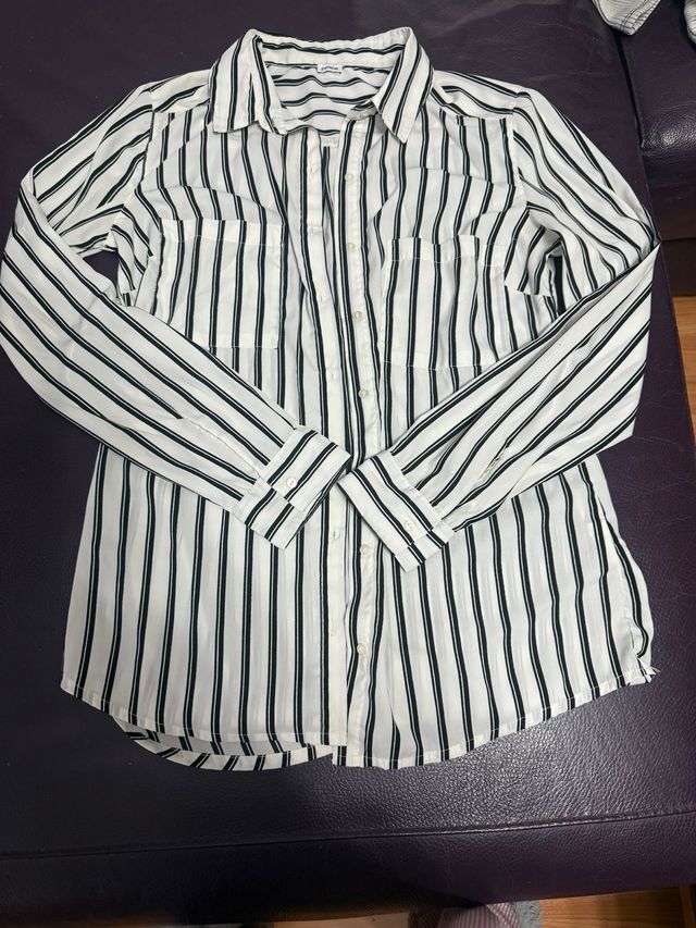 Camisa a rayas blanco y negro