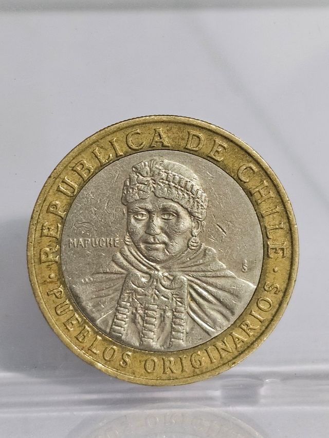 Moneda 100 pesos chilenos 2011