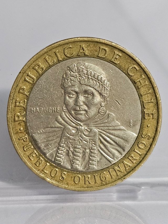 Moneda 100 pesos chilenos 2011
