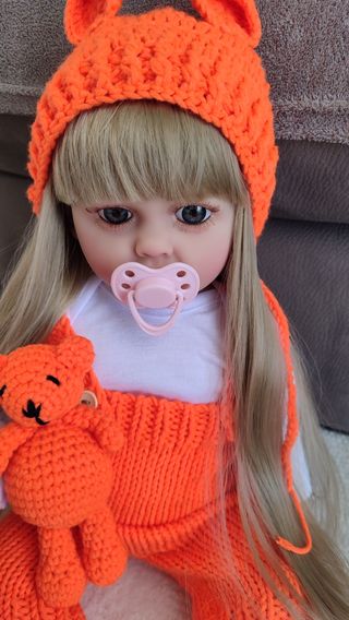 Bambola Reborn capelli lunghi