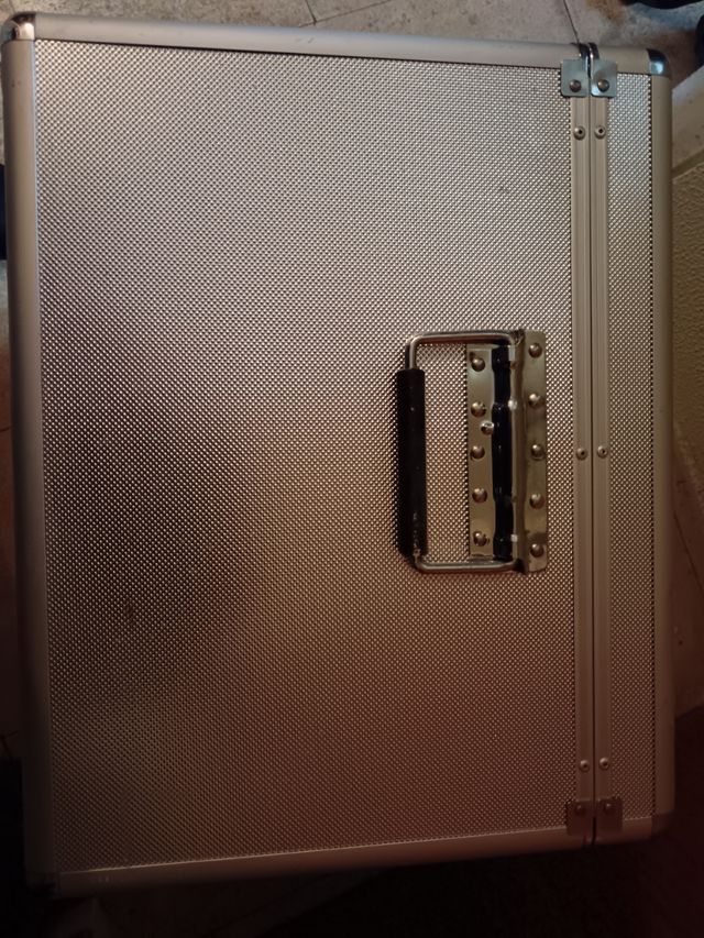 Maletín Aluminio CDs/DVDs